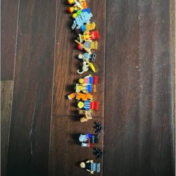 Lego men - Picture 3 of 3